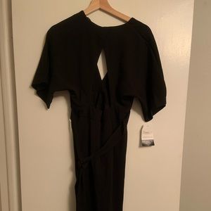 Black dress, deep V, open back. Great LBD, new.